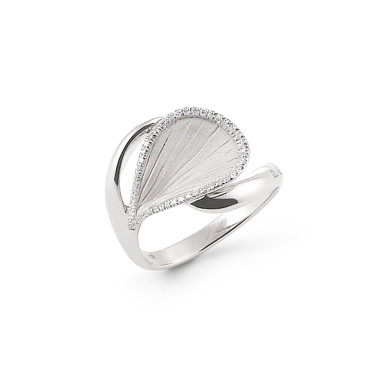         Weißgold, Ringe, Cammilli Goccia Ring