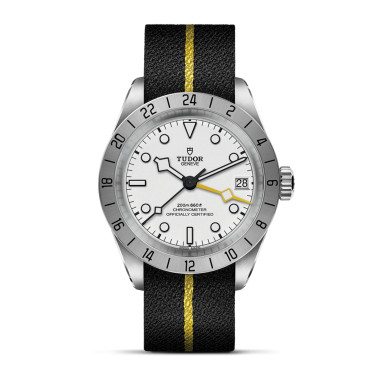         Automatik, TUDOR Black Bay PRO