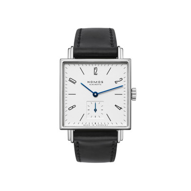         Handaufzug, NOMOS Glashütte Tetra