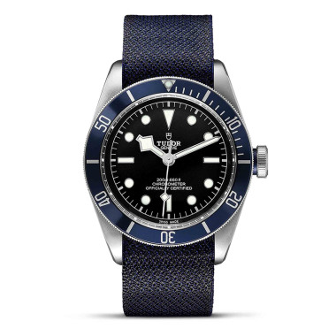         Automatik, TUDOR Black Bay