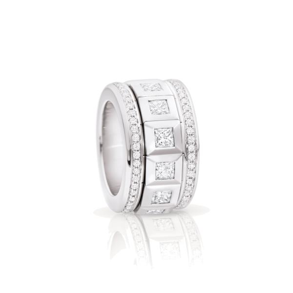 Tamara Comolli CURRICULUM VITAE 77 Ring  R-CV77-12-PrL-p-wg