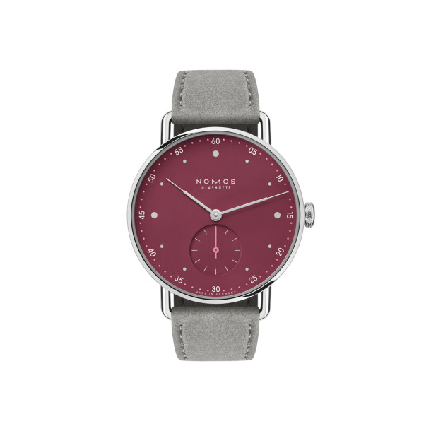        Handaufzug, NOMOS Glashütte Metro 33 muted red