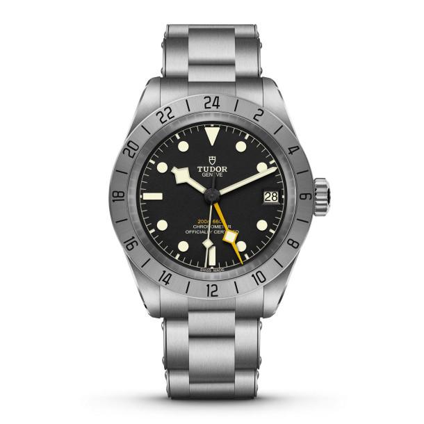         Automatik, TUDOR Black Bay Pro