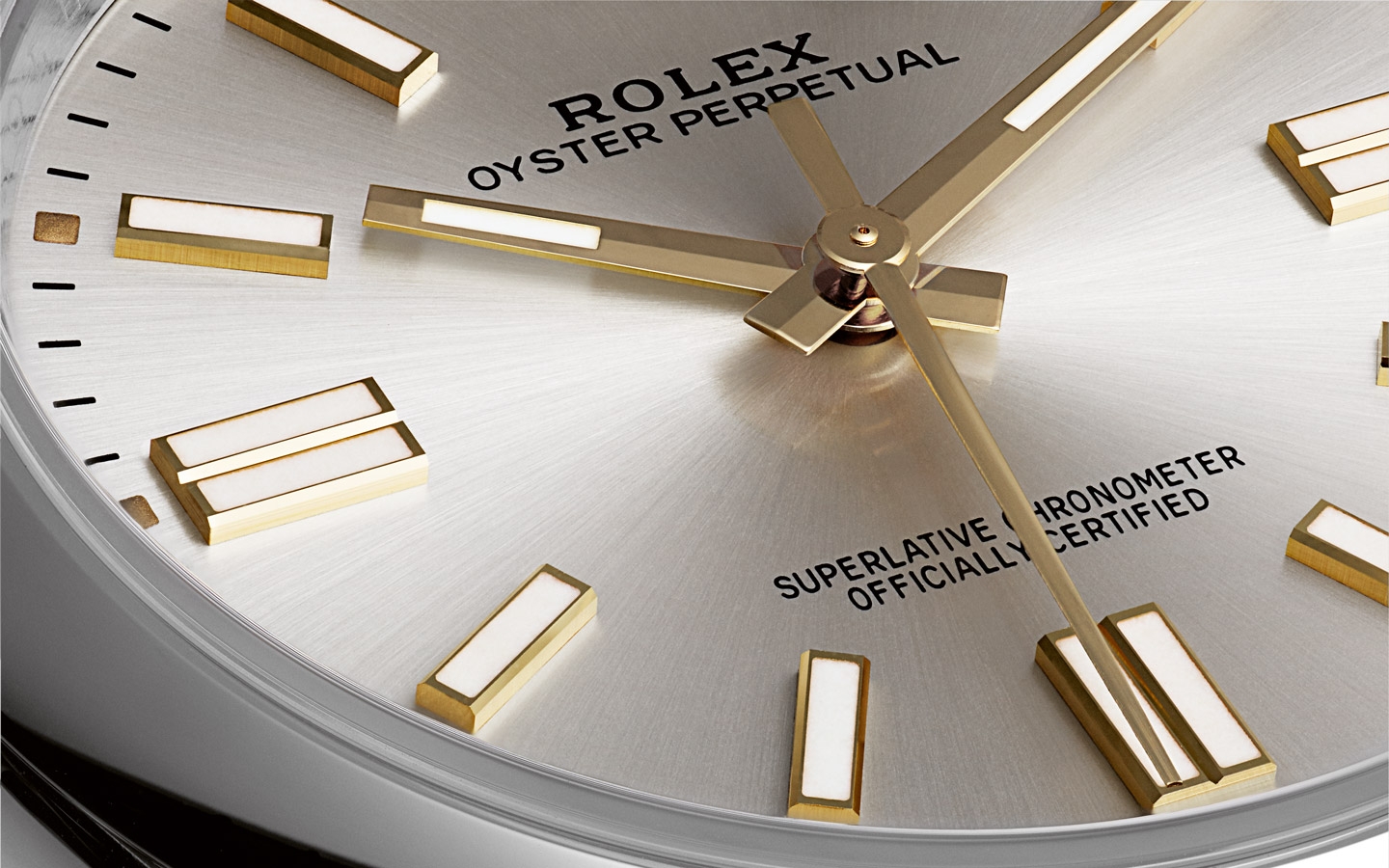 08_Oyster_Perpetual_The_essence_of_the_oyster_two_column_02_desktop_1440x900