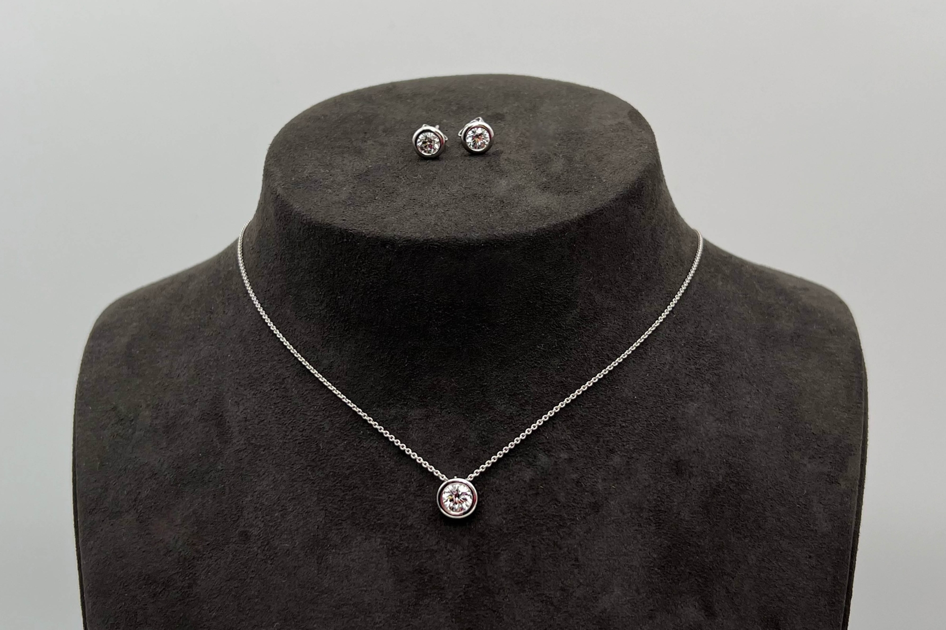 jennifer-kathe-schmuckfavoriten-luxury-jewelry-juwelier-brillantschmuck-diamanten4
