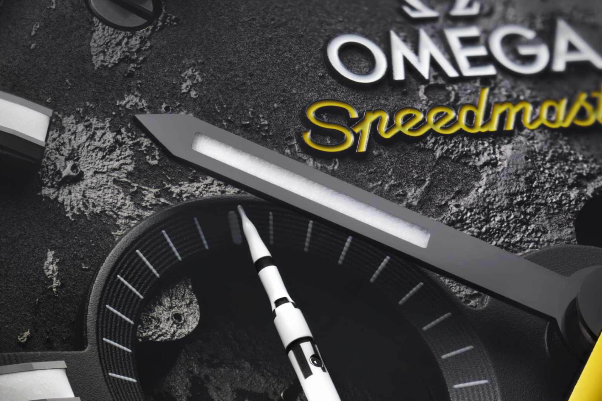 omega-speedmaster-darksideofthemoon3