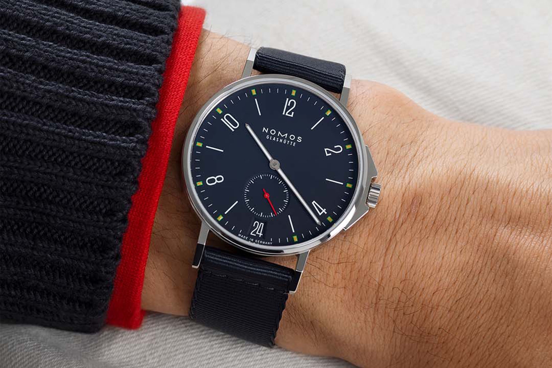 Beitragsbild_0003_0558_Ahoi_Atlantik_Datum_wristshotstill_055_PR Beitragsbild_0003_0558_Ahoi_Atlantik_Datum_wristshotstill_055_PR