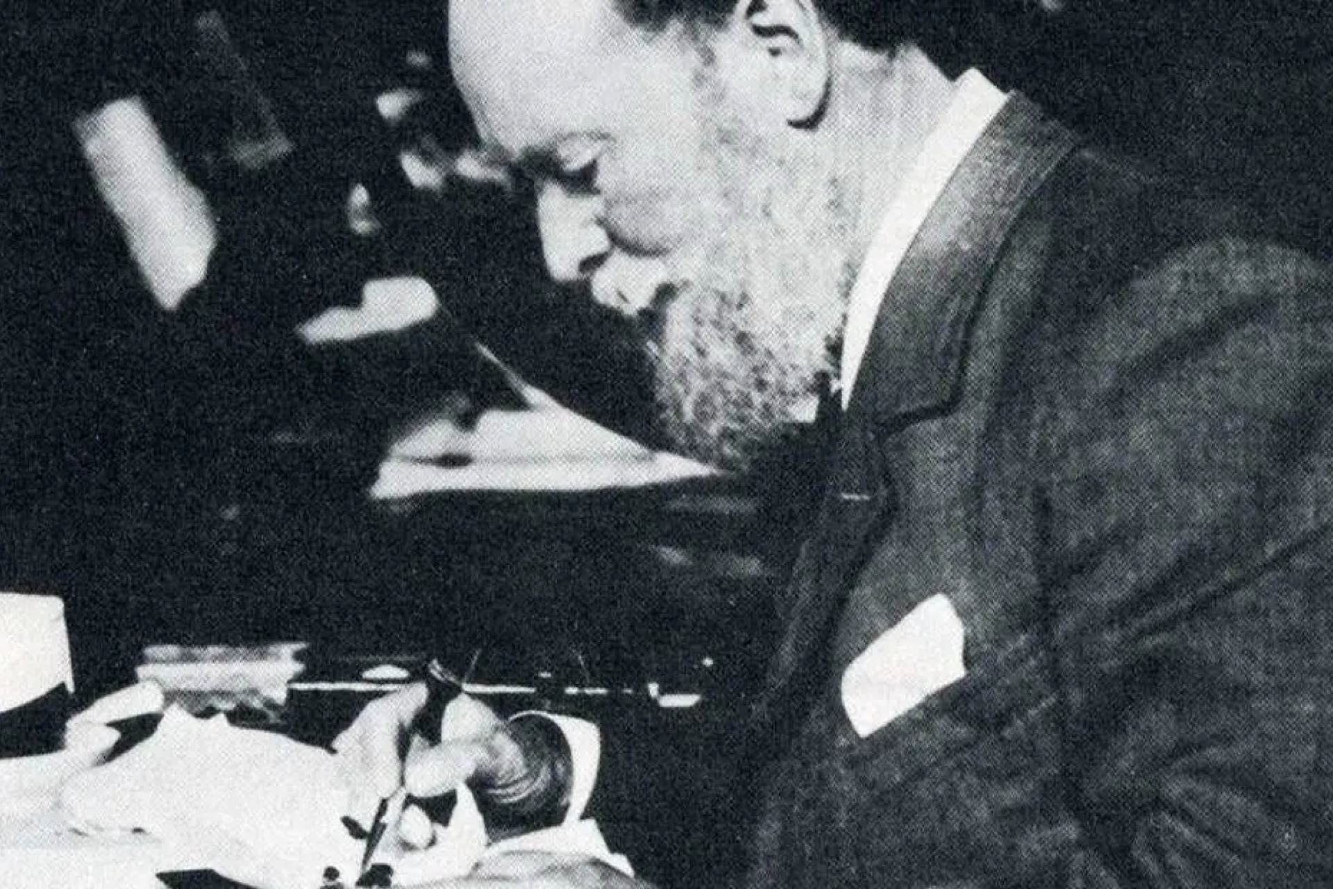 faberge-fabergeei-ostern-ostergeschenk2 faberge-fabergeei-ostern-ostergeschenk2