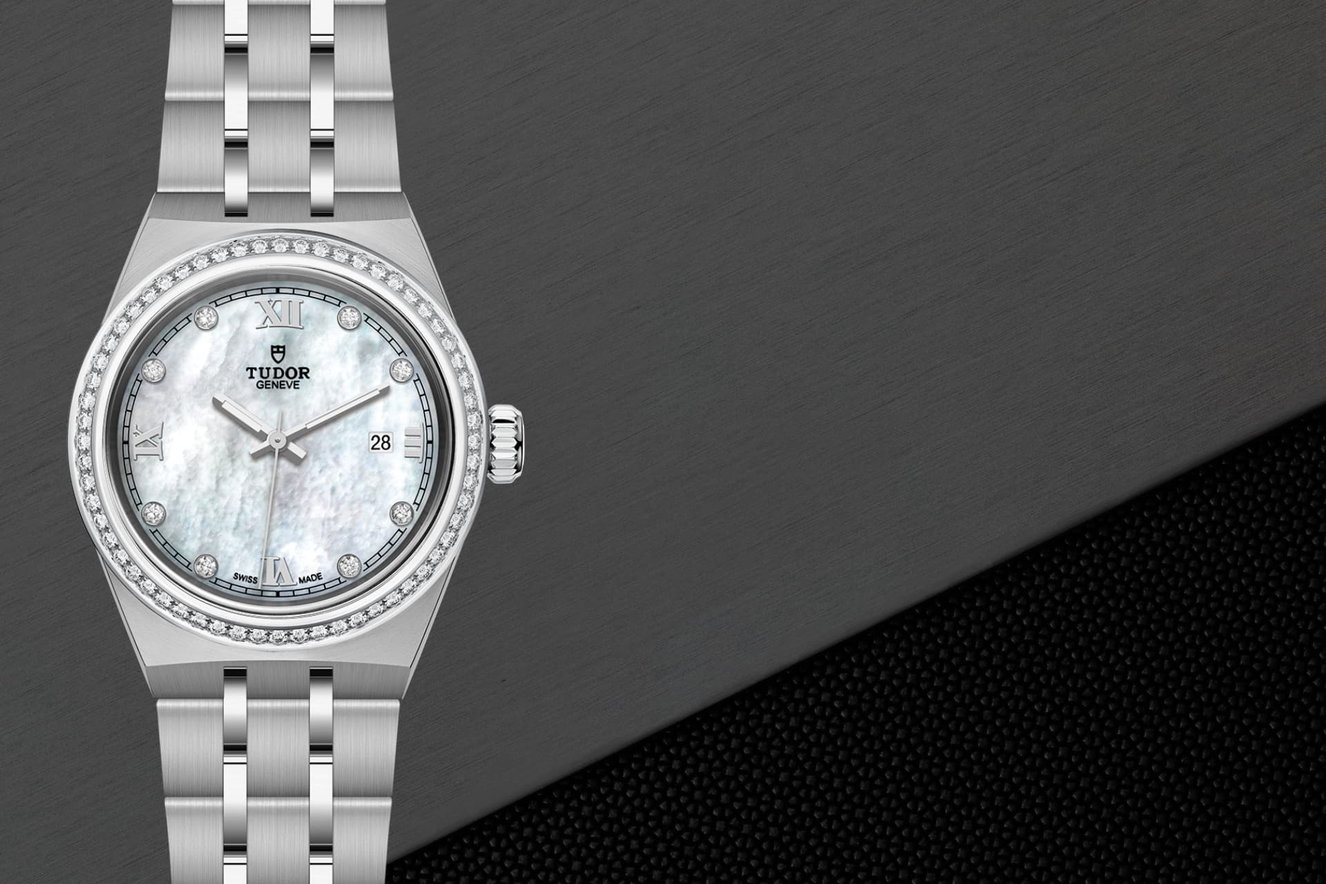 TudorRoyal(1) TudorRoyal(1)