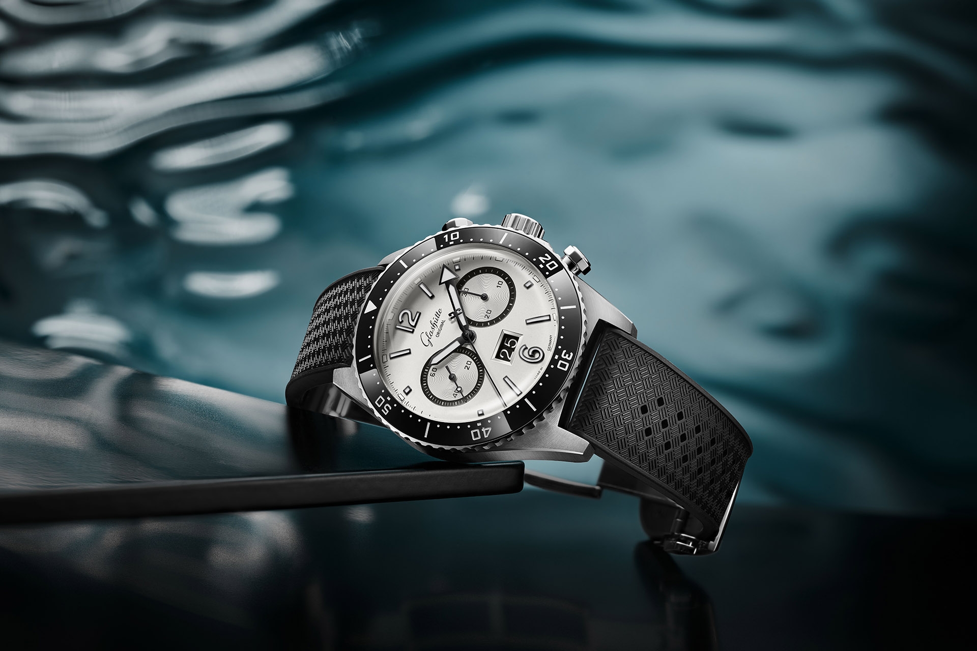 SeaQ_Chrono_ZB_silver_1920x1280 SeaQ_Chrono_ZB_silver_1920x1280