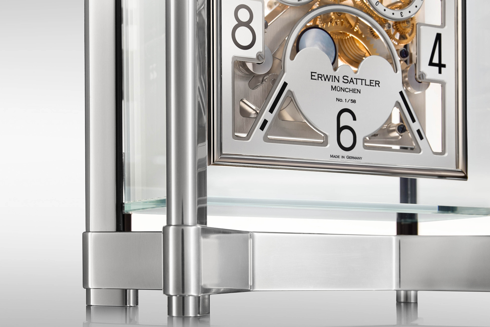 erwin-sattler-wanduhr-midcenturyliving-luxuryfurniture erwin-sattler-wanduhr-midcenturyliving-luxuryfurniture