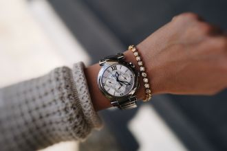 schmuck-uhr-juwelier-leicht