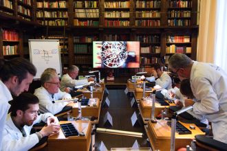 uhrmacherworkshop-bibliothek