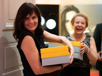 karriere-mitarbeiter-juwelier-leicht