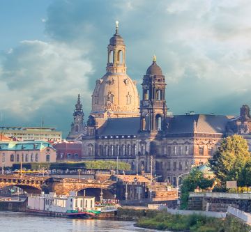 dresden-frauenkirche-sonnenuntergang-stadtbild
