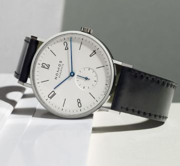 nomos-glashuette-tangente-kollektionsseite-banner-desktop
