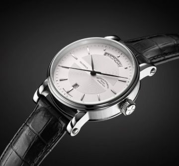 muehle-glashuette-teutonia-kollektionsseite-banner-desktop