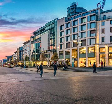 pforzheim-innenstadt-leopoldplatz-daemmerung-juwelier-leicht