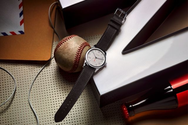 nomos-glashuette-club-kollektionskachel