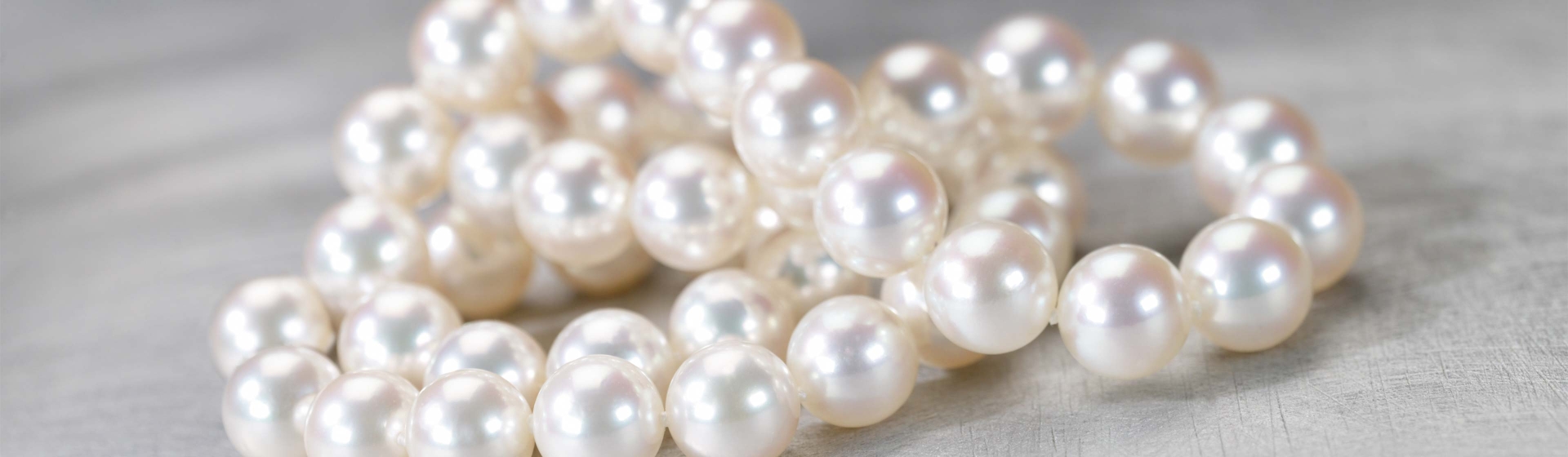 Header-Perlen-für-die-Königin-3840x1120 Header-Perlen-für-die-Königin-3840x1120