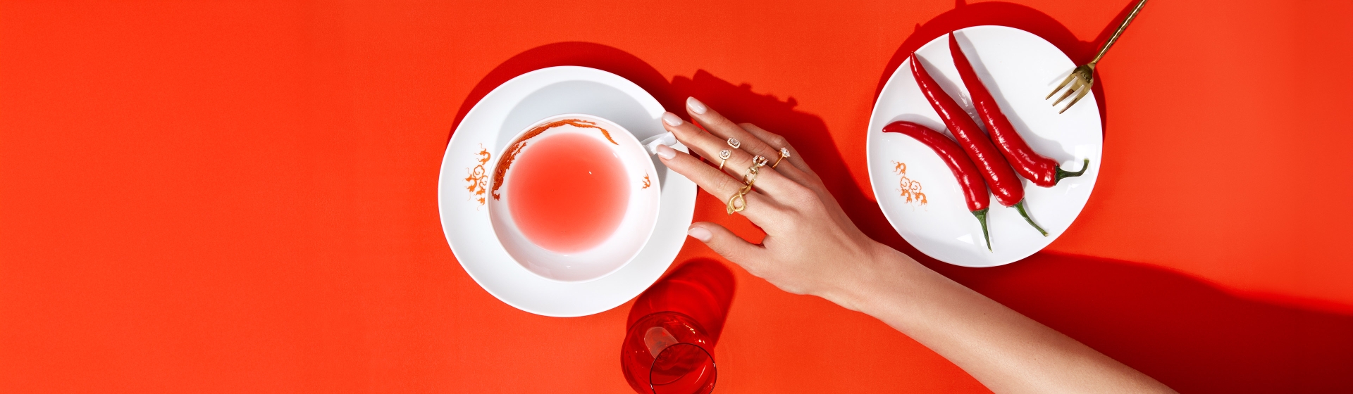 Header_3840x1120px_ShadesofRed