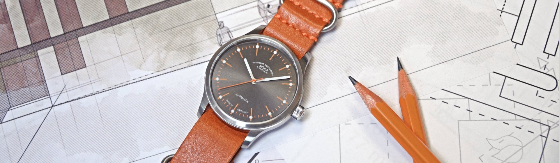 muehle-glashuette-uhren-markenseite-banner-desktop