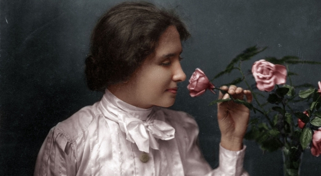 Helen_Keller_Header_mobil_1280x704px Helen_Keller_Header_mobil_1280x704px