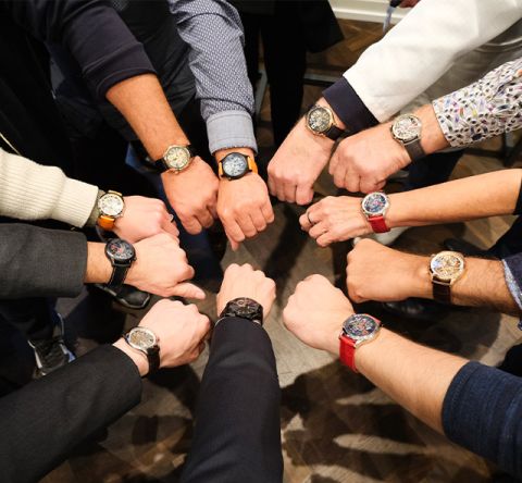 teamwork-hands-watches-cimier-workshop teamwork-hands-watches-cimier-workshop